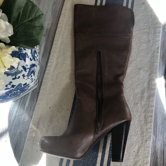 Cognac tall leather boots - Picture 3 of 4